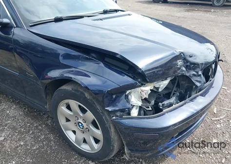 2001 BMW 325Ci z USA, uszkodzony, nr VIN WBABS33431JY56811